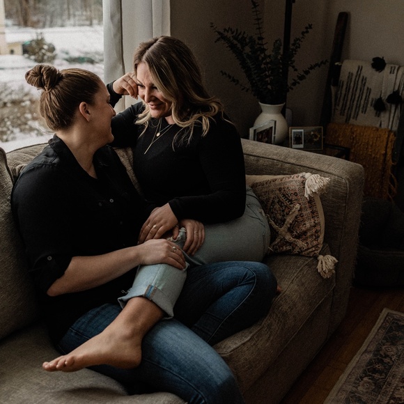 Meet your Posher, Hannah - Picture 2 of 3